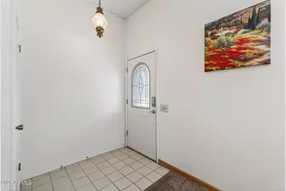 11034 W Crestbrook Drive, Sun City, AZ 85351 - Photo 4