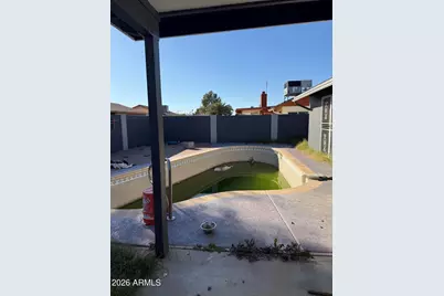 7301 W Sweetwater Avenue, Peoria, AZ 85381 - Photo 4