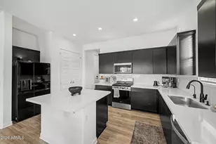 15556 S 181st Ln, Goodyear, AZ 85338 - Photo 14