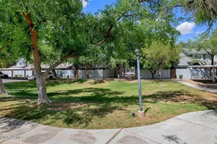 860 N McQueen Rd, Chandler, AZ 85225 - Photo 20