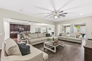 13392 W Creosote Dr, Peoria, AZ 85383 - Photo 2