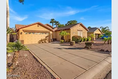 16180 W Ironwood Street, Surprise, AZ 85374 - Photo 1