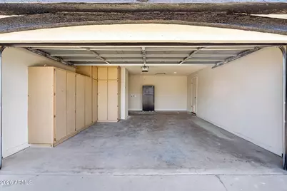 8531 W Vale Drive, Phoenix, AZ 85037 - Photo 14