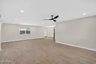 8531 W Vale Dr, Phoenix, AZ 85037 - Photo 4