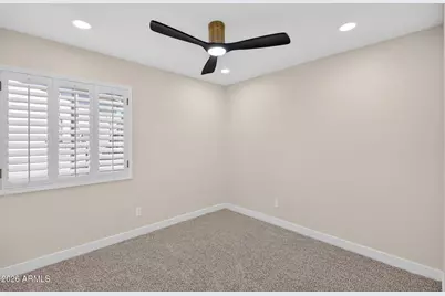 8531 W Vale Drive, Phoenix, AZ 85037 - Photo 18