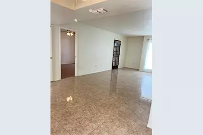 3119 W Cochise Drive #Unit 110, Phoenix, AZ 85051 - Photo 4