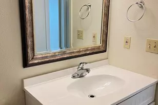 3119 W Cochise Dr, Phoenix, AZ 85051 - Photo 18