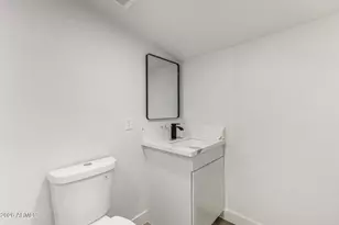 7601 W Sheila Ln, Phoenix, AZ 85033 - Photo 14