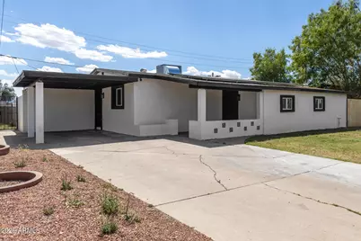 7601 W Sheila Lane, Phoenix, AZ 85033 - Photo 4