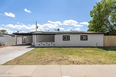 7601 W Sheila Lane, Phoenix, AZ 85033 - Photo 1