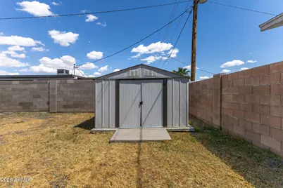 7601 W Sheila Lane, Phoenix, AZ 85033 - Photo 28