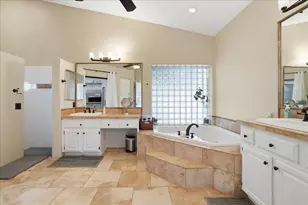 1909 E Coral Tree Dr, Gilbert, AZ 85234 - Photo 16