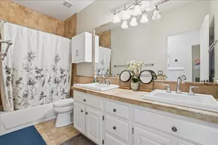 1909 E Coral Tree Dr, Gilbert, AZ 85234 - Photo 20