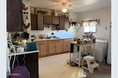 3428 W Banff Lane, Phoenix, AZ 85053 - Photo 6