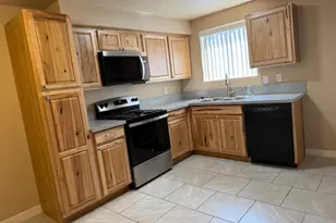 1438 N Shill Dr, Mesa, AZ 85201 - Photo 2