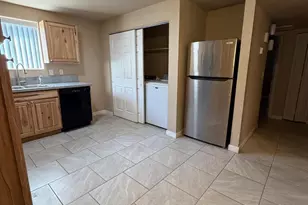 1438 N Shill Dr, Mesa, AZ 85201 - Photo 4