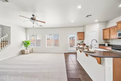 11153 E Sonrisa Avenue, Mesa, AZ 85212 - Photo 2