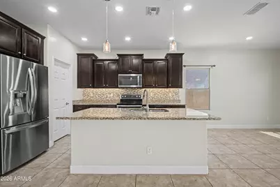 17537 W Lilac Street, Goodyear, AZ 85338 - Photo 10