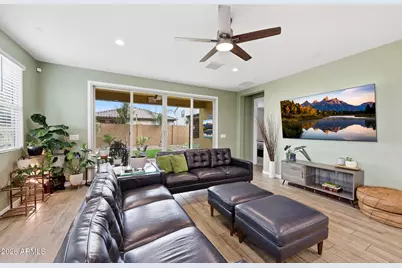 2208 E Palmdale Lane, Gilbert, AZ 85298 - Photo 8