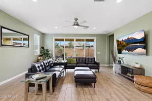 2208 E Palmdale Ln, Gilbert, AZ 85298 - Photo 6