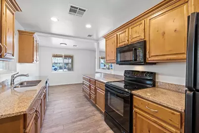 528 W 18th Street, Tempe, AZ 85281 - Photo 8