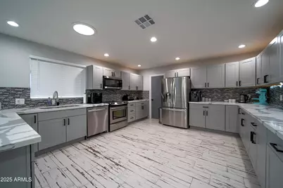 11470 N 64th Street, Scottsdale, AZ 85254 - Photo 8