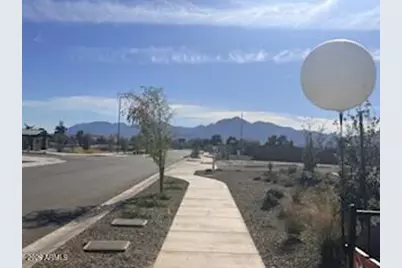 9748 W Fraktur Road, Tolleson, AZ 85353 - Photo 2