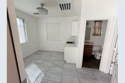 7706 S 24th Drive, Phoenix, AZ 85041 - Photo 4