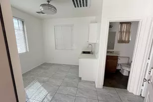 7706 S 24th Dr, Phoenix, AZ 85041 - Photo 4