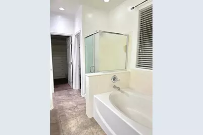 7706 S 24th Drive, Phoenix, AZ 85041 - Photo 16