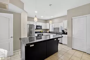 1081 W 1st St, Tempe, AZ 85281 - Photo 4