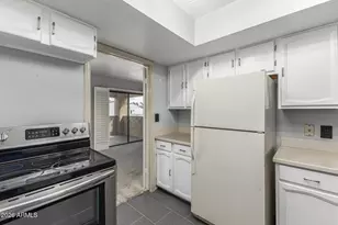 8231 N 21st Dr, Phoenix, AZ 85021 - Photo 10