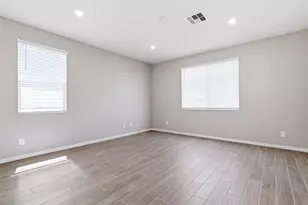 18569 W Manzanita Dr, Waddell, AZ 85355 - Photo 20