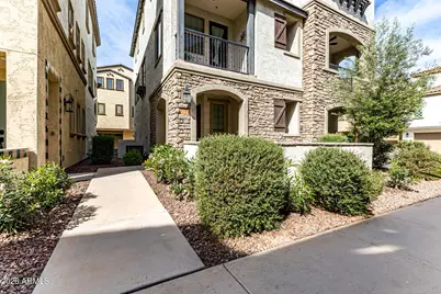 1747 E Chelsea Lane, Gilbert, AZ 85295 - Photo 4