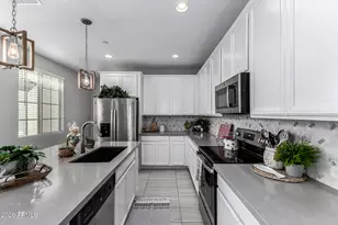 1747 E Chelsea Ln, Gilbert, AZ 85295 - Photo 12