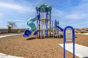 657 W Red Hawk Ct, Casa Grande, AZ 85122 - Photo 22