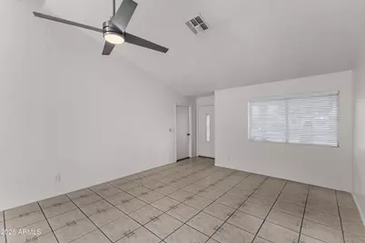 4537 N 79th Avenue, Phoenix, AZ 85033 - Photo 6