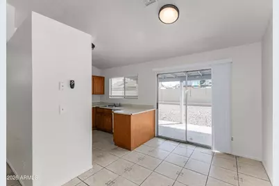 4537 N 79th Avenue, Phoenix, AZ 85033 - Photo 10