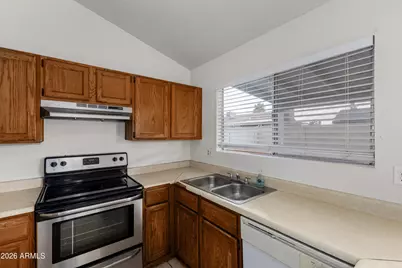 4537 N 79th Avenue, Phoenix, AZ 85033 - Photo 14