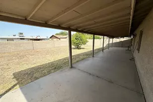 18202 N 33rd Ave, Phoenix, AZ 85053 - Photo 8