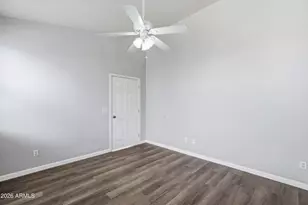 1425 S Lindsay Rd, Mesa, AZ 85204 - Photo 20