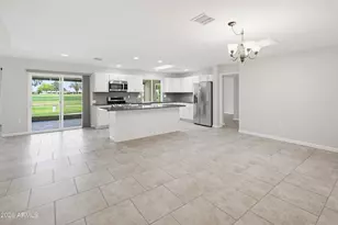 9518 W Oak Ridge Dr, Sun City, AZ 85351 - Photo 4