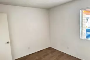 5126 E Monte Vista Rd, Phoenix, AZ 85008 - Photo 10