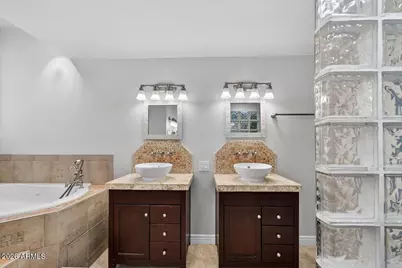 5750 N 10th Street #5, Phoenix, AZ 85014 - Photo 24