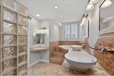 5750 N 10th Street #5, Phoenix, AZ 85014 - Photo 18