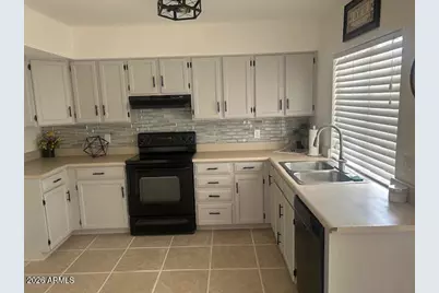 4001 W Villa Rita Drive, Glendale, AZ 85308 - Photo 4