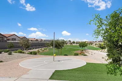 2435 W Kowalsky Lane, Phoenix, AZ 85041 - Photo 32