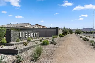 2435 W Kowalsky Ln, Phoenix, AZ 85041 - Photo 24