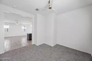 2435 W Kowalsky Ln, Phoenix, AZ 85041 - Photo 18