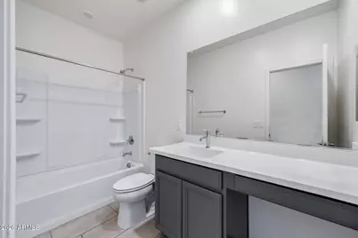 2435 W Kowalsky Lane, Phoenix, AZ 85041 - Photo 4